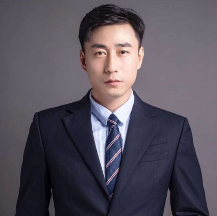 孙勇刚 视觉与舞美负责人